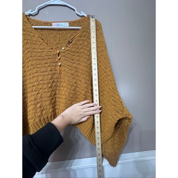 Free People Boho Slouchy Shoulder Mustard Yellow Crochet Crop Top Sweater Medium - Picture 8 of 10